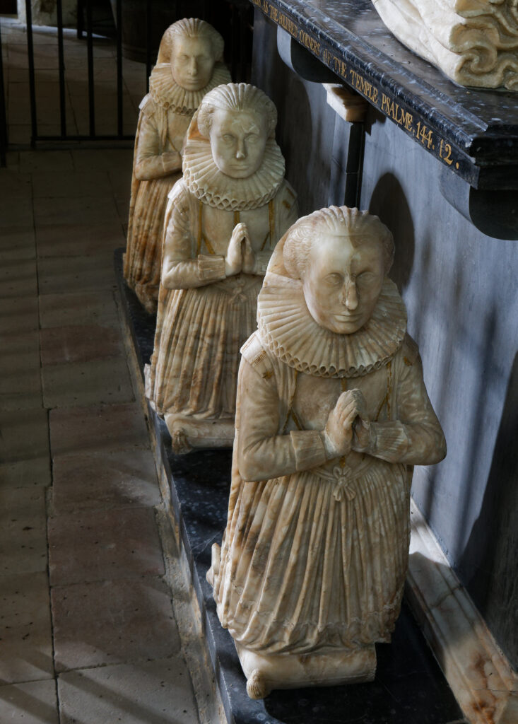 The sculpture of the three daughters of Stephen Soame